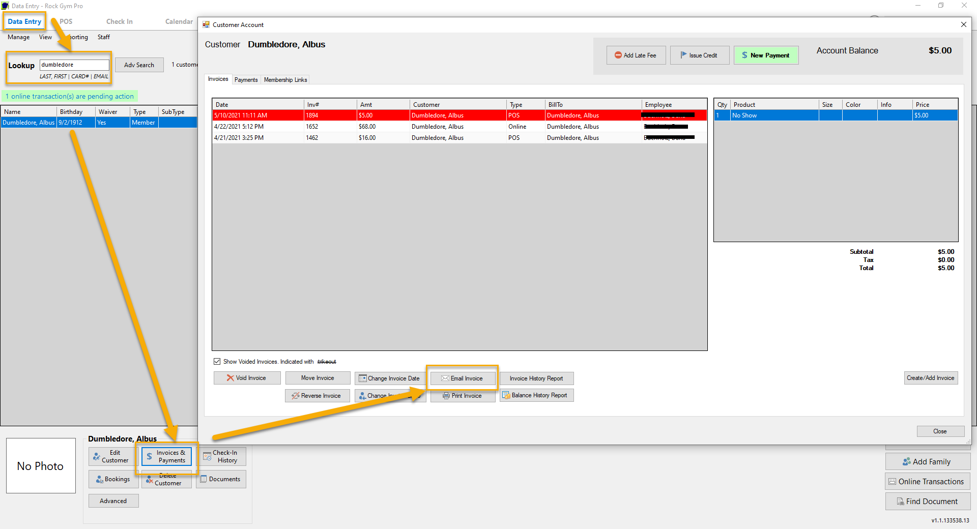 Customer account screen with invoices.